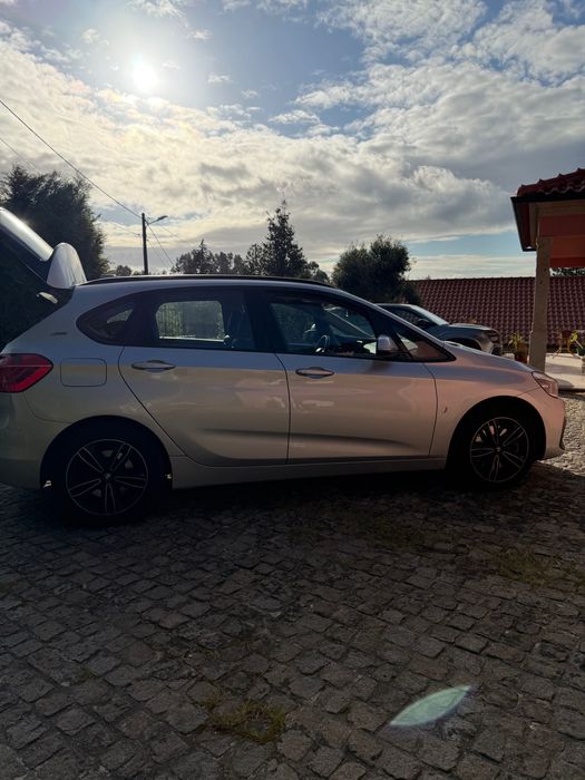 vendo bmw 225xe hibrido plug in