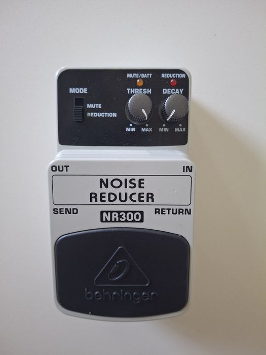Pedal Behringer Noise Reducer NR300