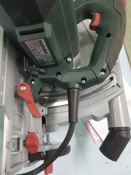 Дискова пилка Metabo KS 85 FS дисковая пила