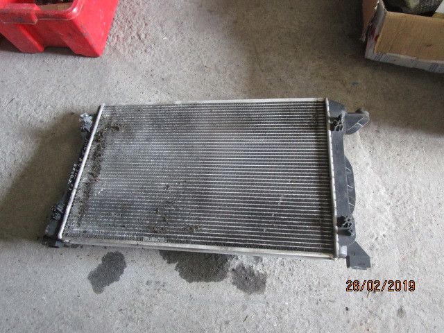 Radiador de água AUDI A4 Cabriolet (8HE, B7)