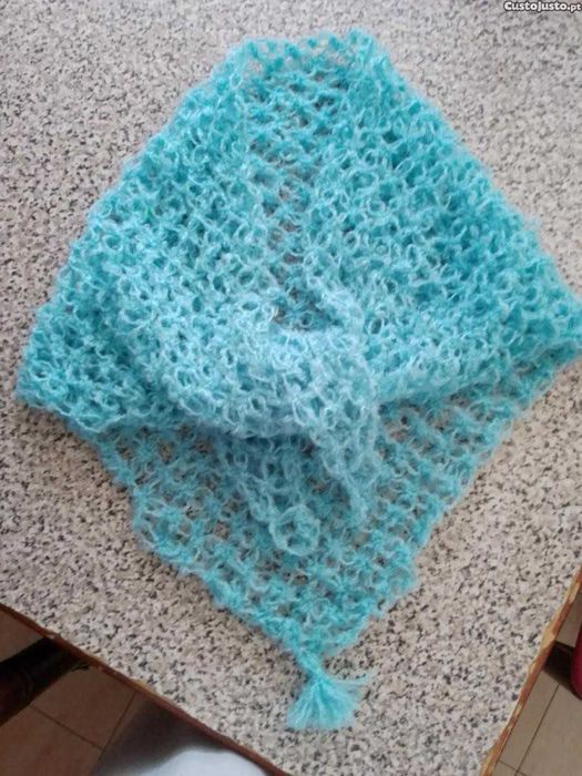 Xaile/Echarpe/agasalho lã leve e fofa, feito á mão