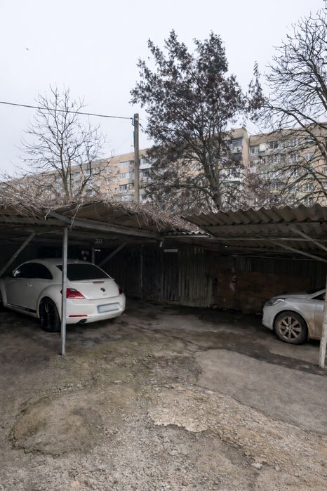 Оренда Парко Місця З 220V | Таїрово | КАСКАД