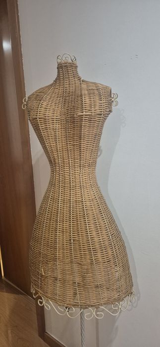 Cabide de palhinha