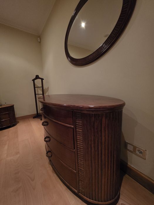 Oportunidade, quarto completo em bambu