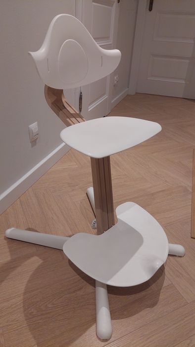 Krzesło krzesełko regulowane np. do biurka  Stokke Nomi. Polecam!