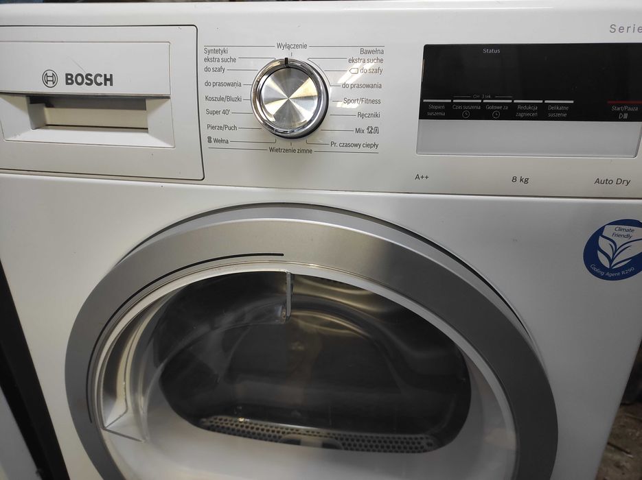 Suszarka do ubrań Bosch z pompą ciepła.