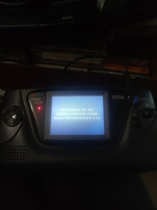 Sega Game Gear + Everdrive
