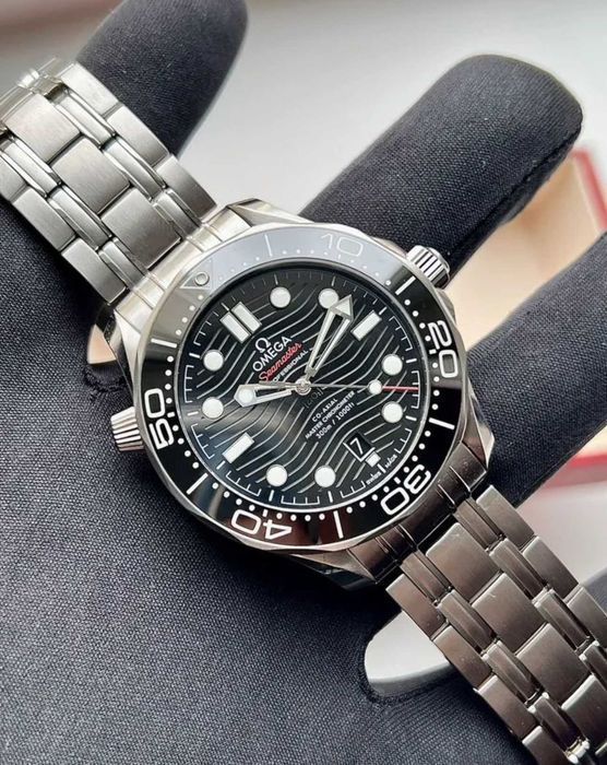 Мужские часы Omega Seamaster Diver 300