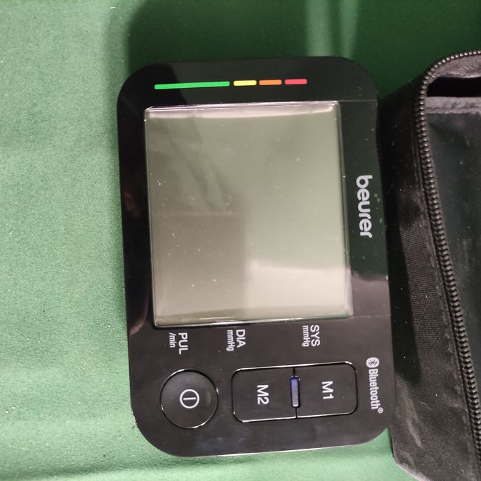 BM 54 Ciśnieniomierz Beurer naramienny