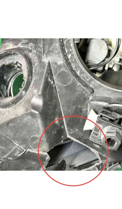 Ótica / Farol Esquerdo MERCEDES-BENZ CLA Coupé A1178200361 (OEM)