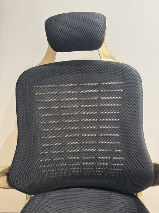 Fotel biurowy obrotowy