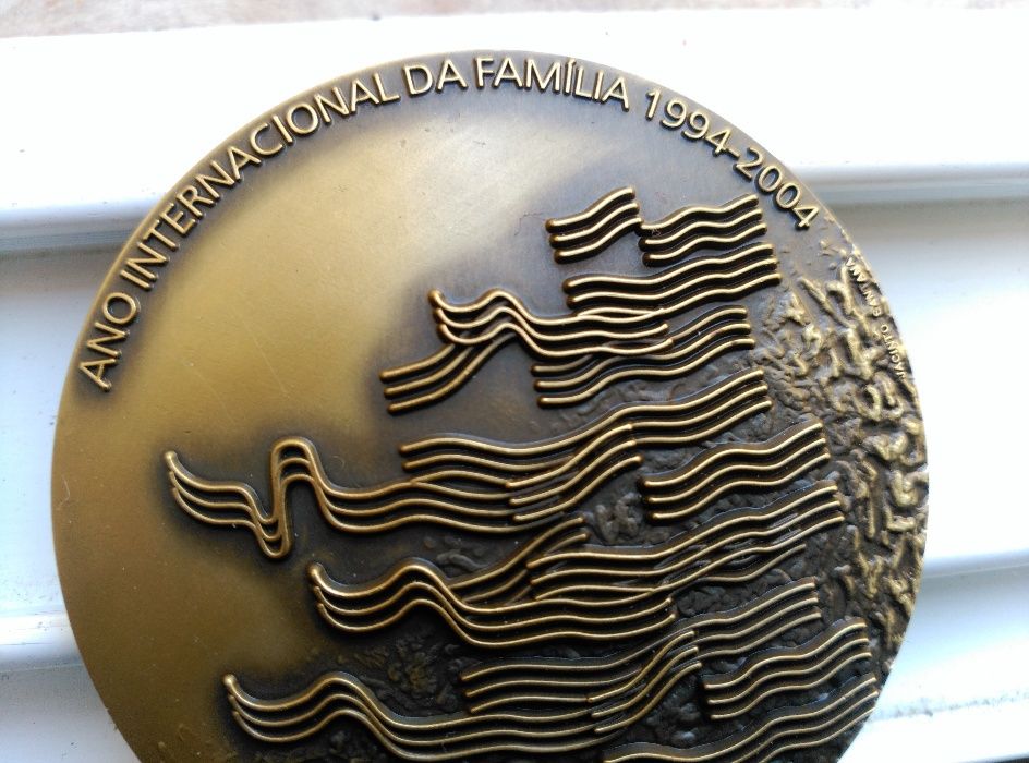 Medalha Ano Internacional da Família 94 - 2004