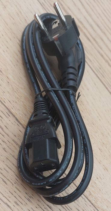 Кабели D-sub(VGA),mini HDMI,Display Port,сетевой