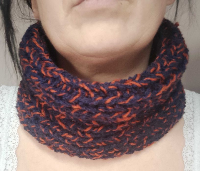 Dziergany na drutach Uniwersalny komin sezon jesień zima 2024