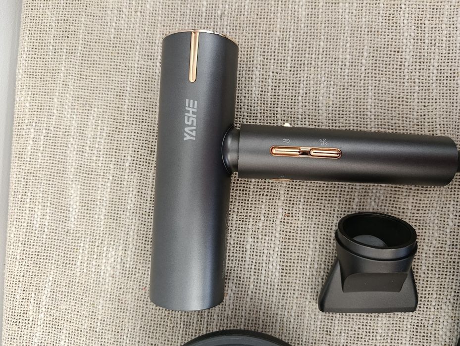 Suszarka do włosów YASHE HD-888F 1800W z jonizacją – nowa