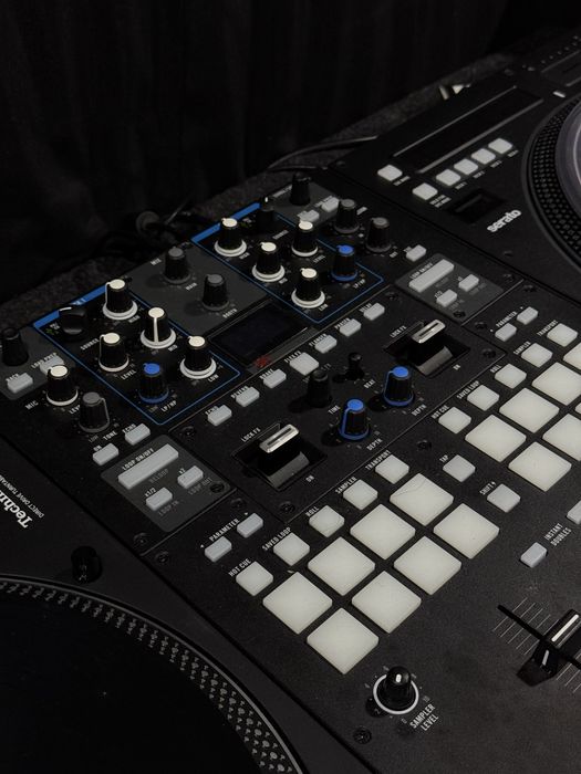 DJ Setup - Rane Twelve MKII + RANE Seventy64750566541569121