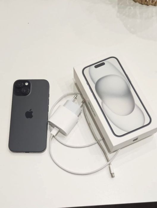 iPhone 15 128gb.