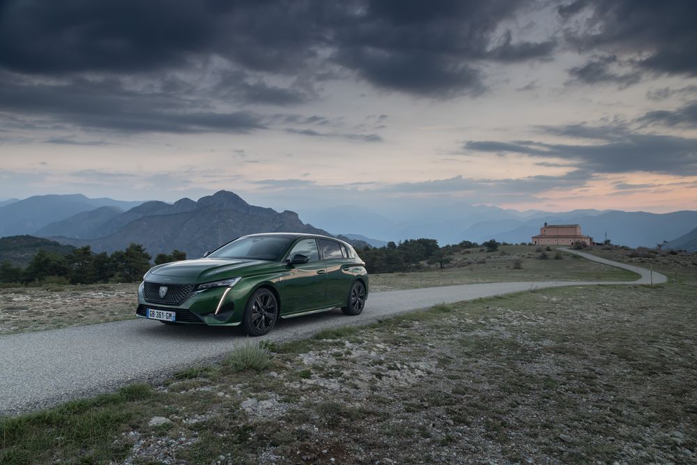 Peugeot e-308 58 kWh Style