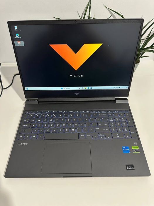 RTX 4050 6gb + i5-12450H • HP Victus 15,6" 144hz • 16gb/512ss