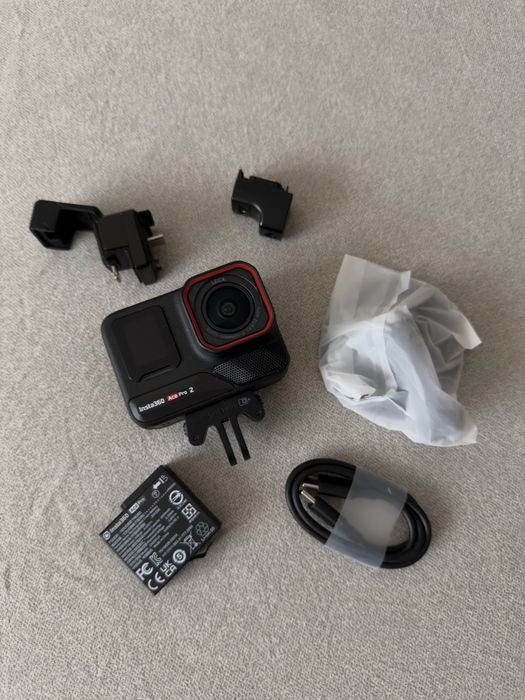 Insta360 Ace Pro 2. Комплект
