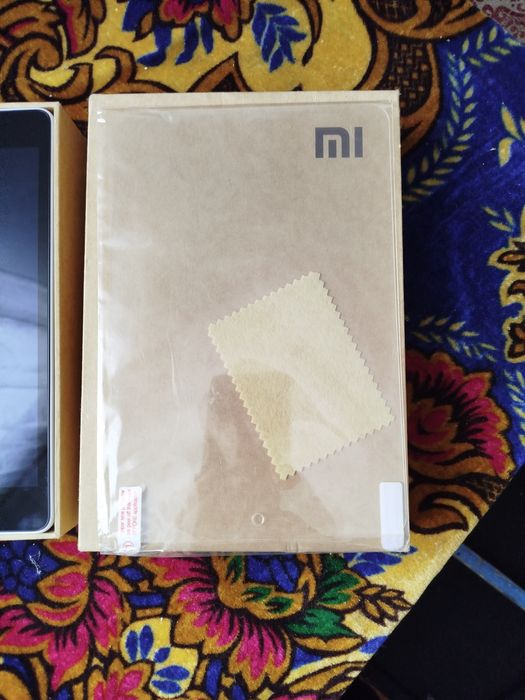 Планшет Xiaomi в ідеалі — екран як у iPad! Повний комплект, сяомі