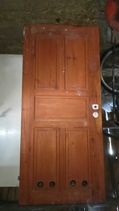 Sprzedam łazienkowe drewniane drzwi 80
