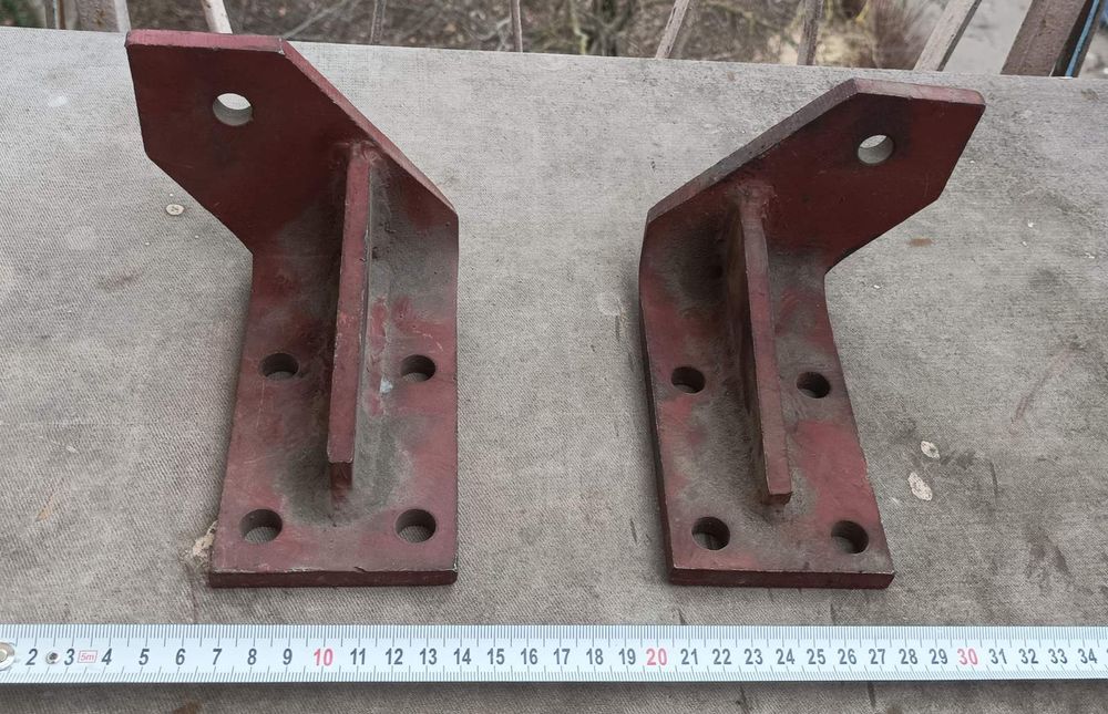 Кронштейни кріплення двигуна Балканкар