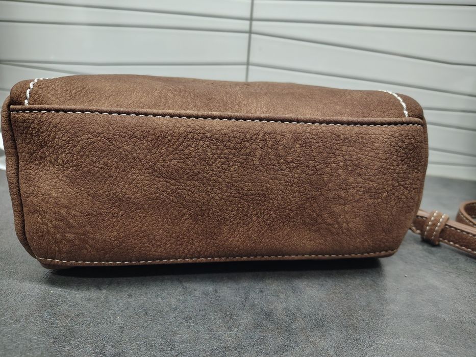 Torebka listonoszka kuferek