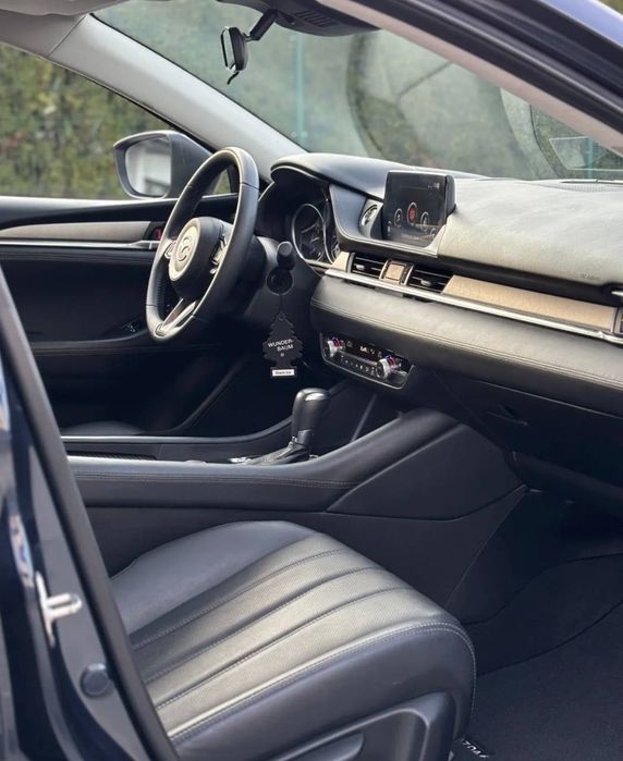 Mazda 6 2019 року