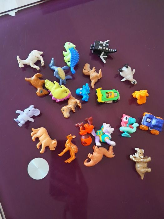 Zabawki   figurki