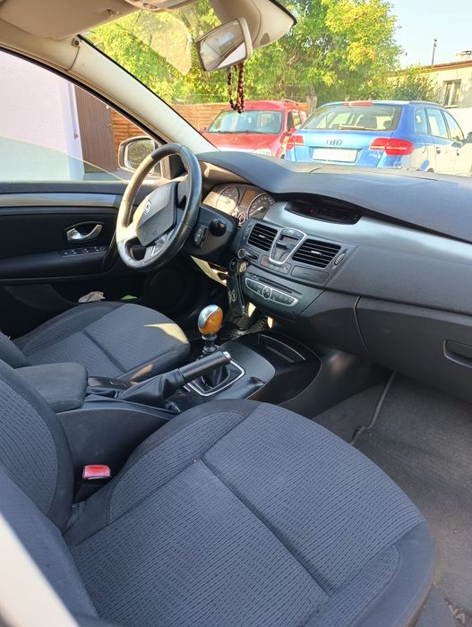 Renault Laguna 3* 2.0Dci 130km *