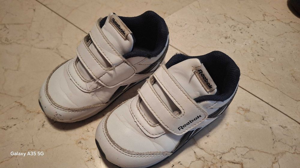 Buty REEBOK r. 22.5 używane