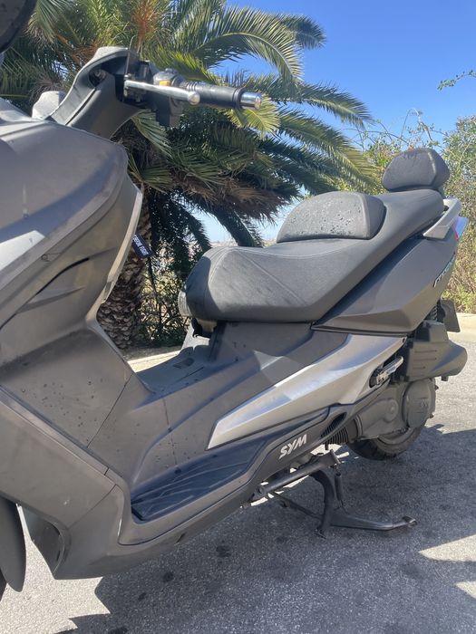 Scooter Sym GTS 125i