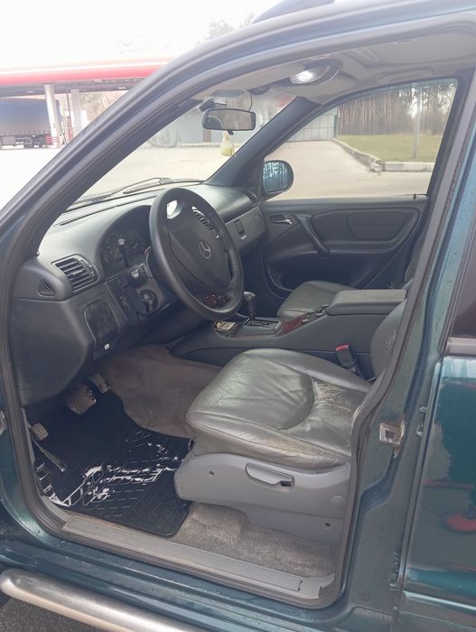 Продам Мерседес ML320