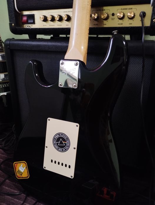 Squier Affinity Strat