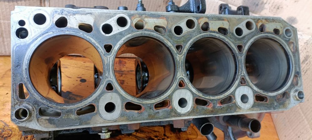 Motor Ford 1.8 tdci APENAS PEÇAS