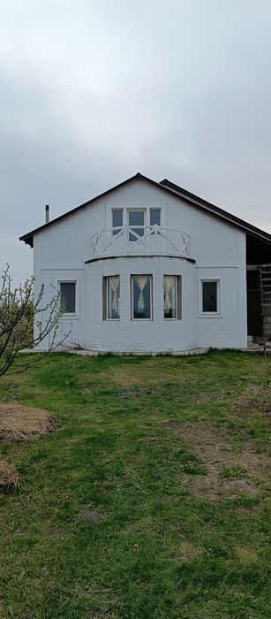 Продам будинок  терміново, торг.