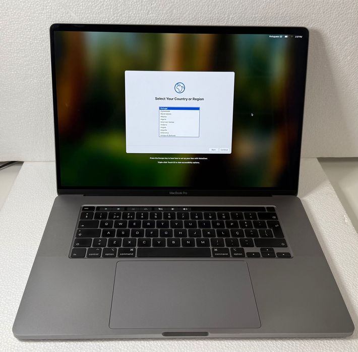 MacBook Pro 16” 2019 - i7 | 16GB | 500GB | COMO NOVO