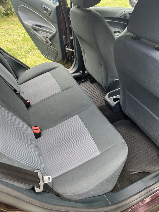 FORD Fiesta 1.25, 82 KM, 2010 rok, polski salon