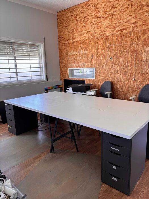 Tampo secretária ilha com 4 postos de trabalho