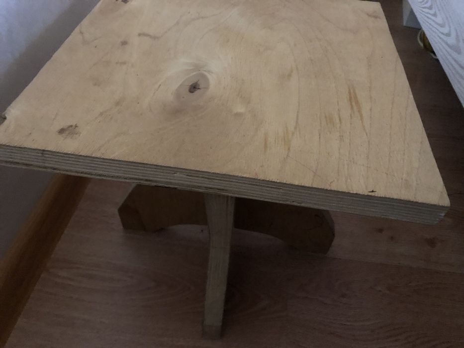 Тумба під телевізор, табурети