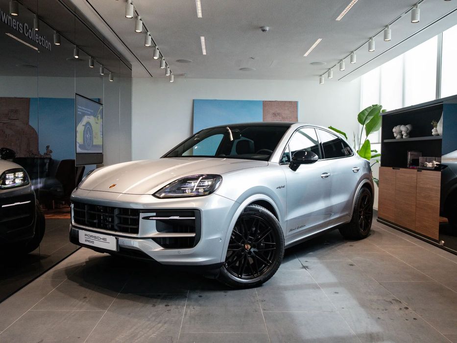 Porsche Cayenne Coupé E-Hybrid Black Edition
