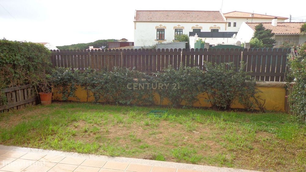 Moradia T3 em condomínio para arrendar em Janes | Malveira da Serra |