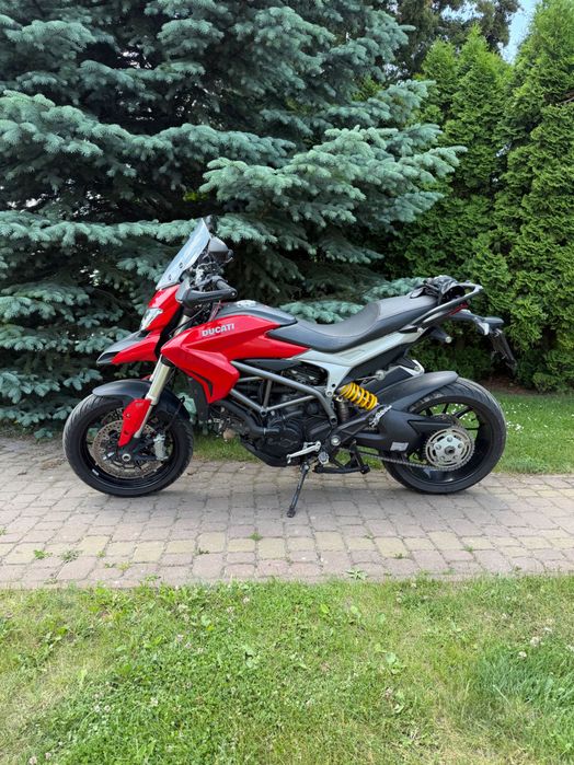 Ducati Hyperstrada 821