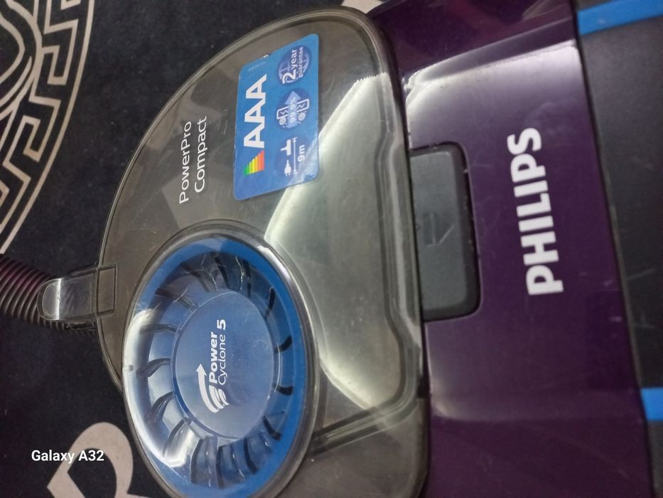 Markowy odkurzacz Philips-nowy model-Power-ProCompact.Cichy i  mocny.