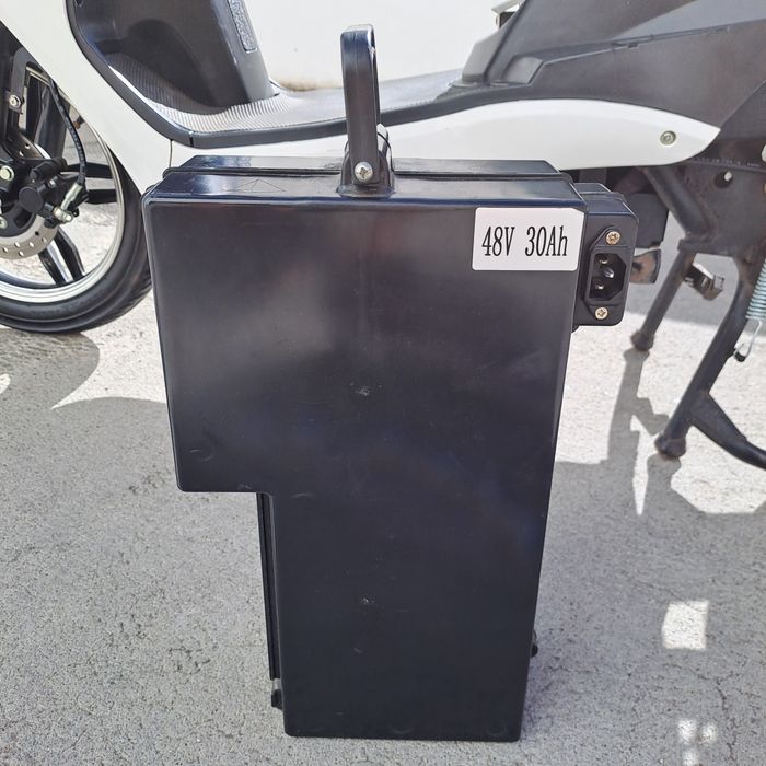 Moto elétrica MILG bateria removível