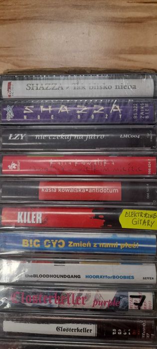 Kasety Płyty Eminem Linkin Park Closterkeller U2 Green Day Peja Disco