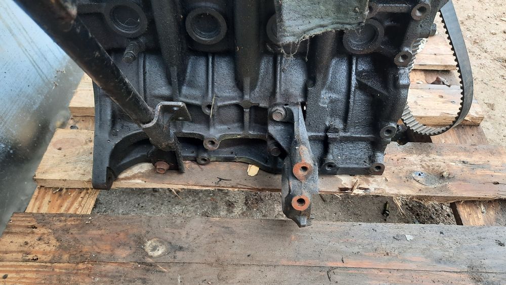 Głowica, blok silnika,tłoki,pokrywy,silnik Toyota Celica 2.0 GT 91r