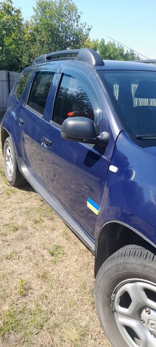 продам RENAULT DUSTER 2011