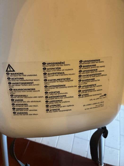 Cadeira de Refeição Ikea.